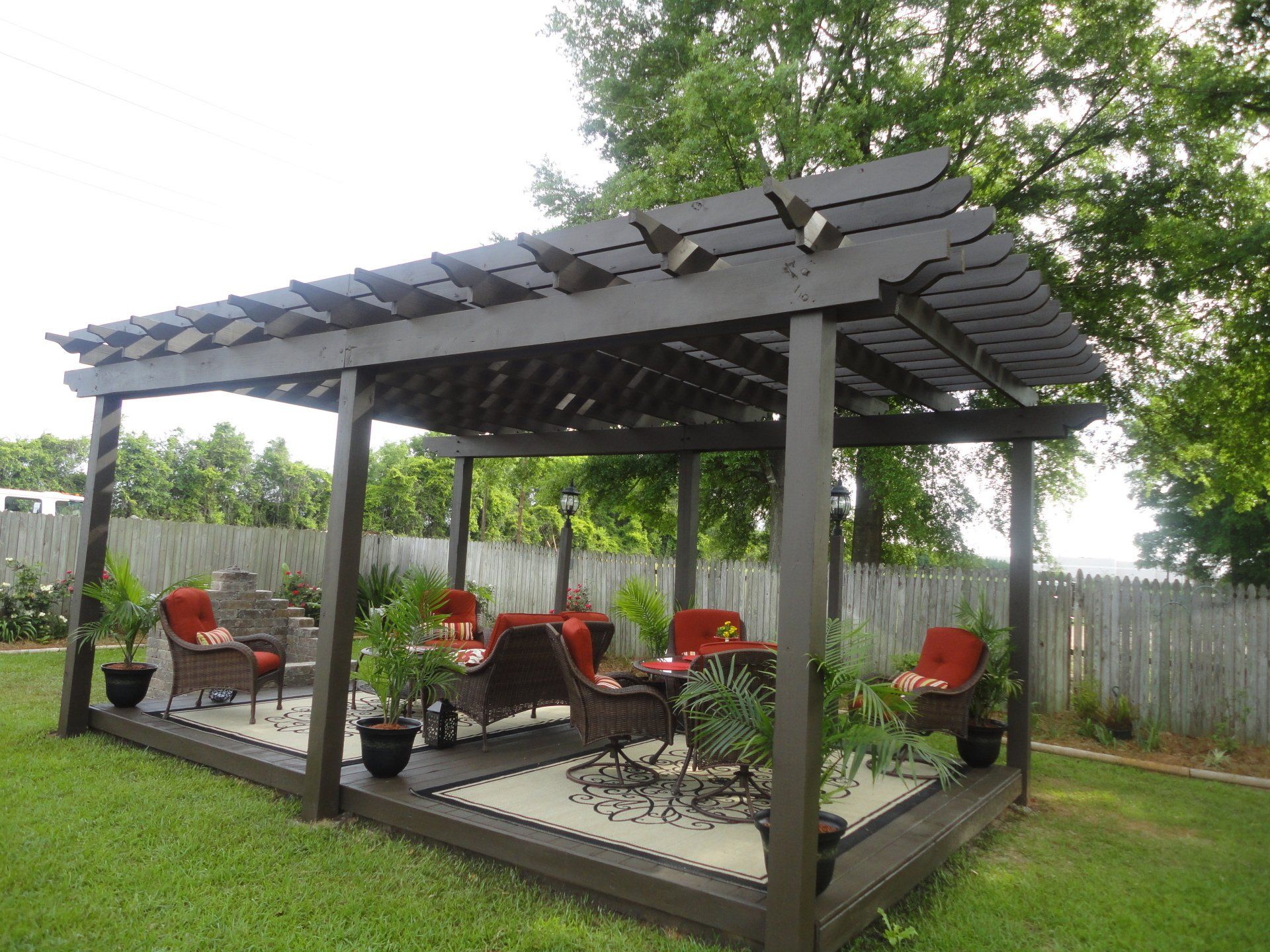 Trellises & Pergolas