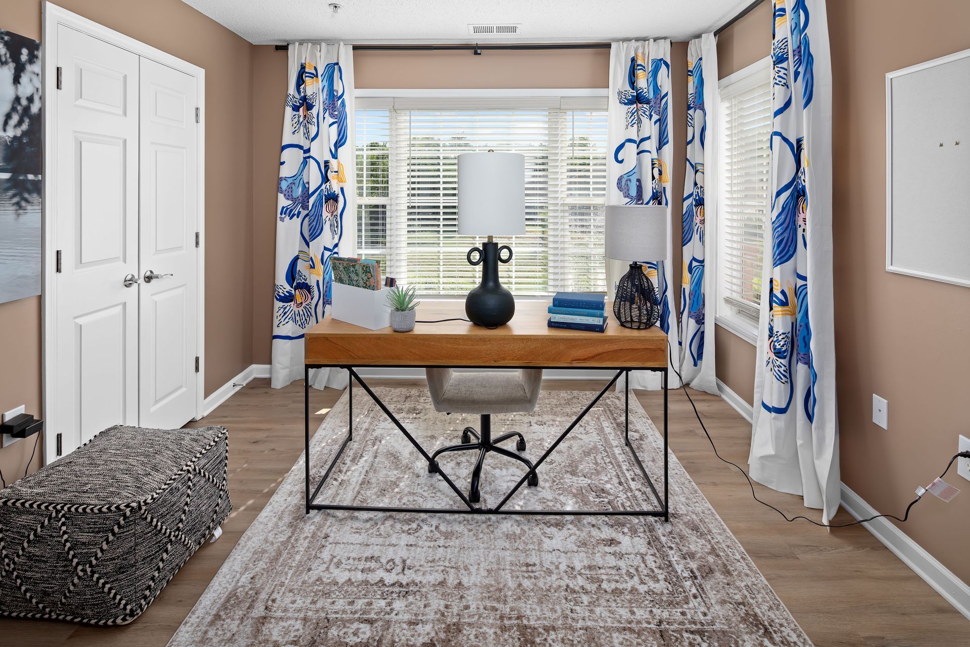 Writing Area | The Bellamy