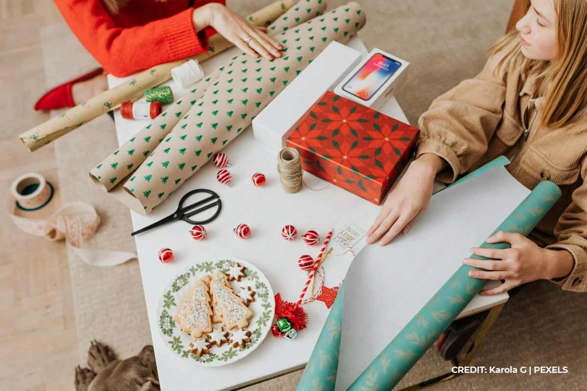 How to Save up for the Holidays and When a Loan Can Help