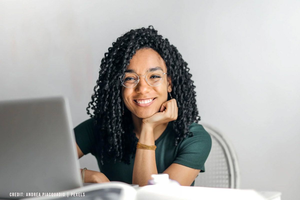 Summer Jobs & Student Loans for Working Professionals: How to Balance Income and Debt
