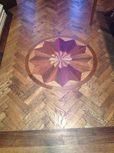 Vinyl Installation ─ Design in the Center of the Floor in Fort Worth, TX