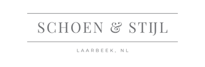 Op een witte achtergrond wordt het logo van schoen & stijl getoond.