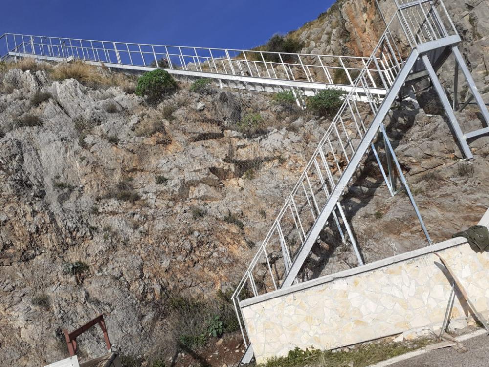 scale industriali in ferro