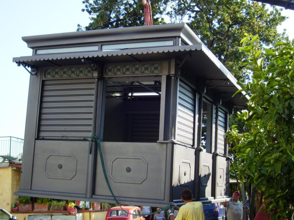 chiosco per attività commerciale