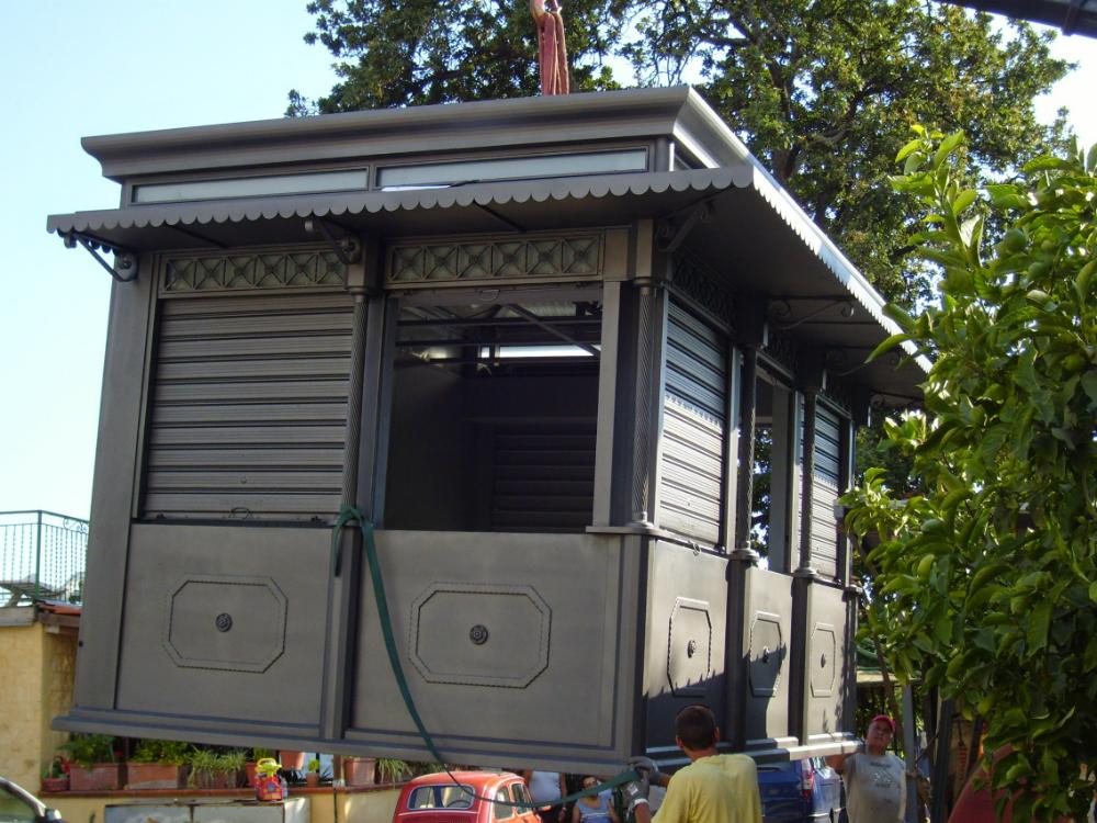 chiosco prefabbricato