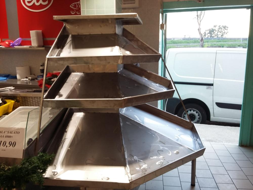 scaffale per negozio