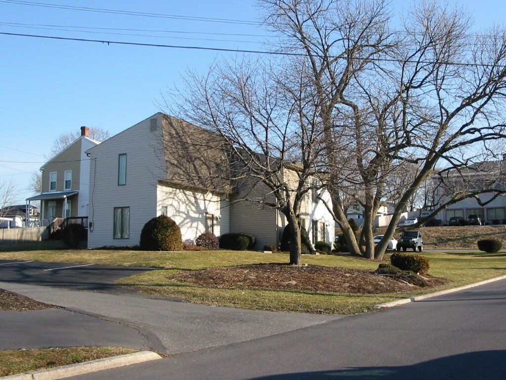303 Fulton St. Townhouse Exterior of Building Photo #1