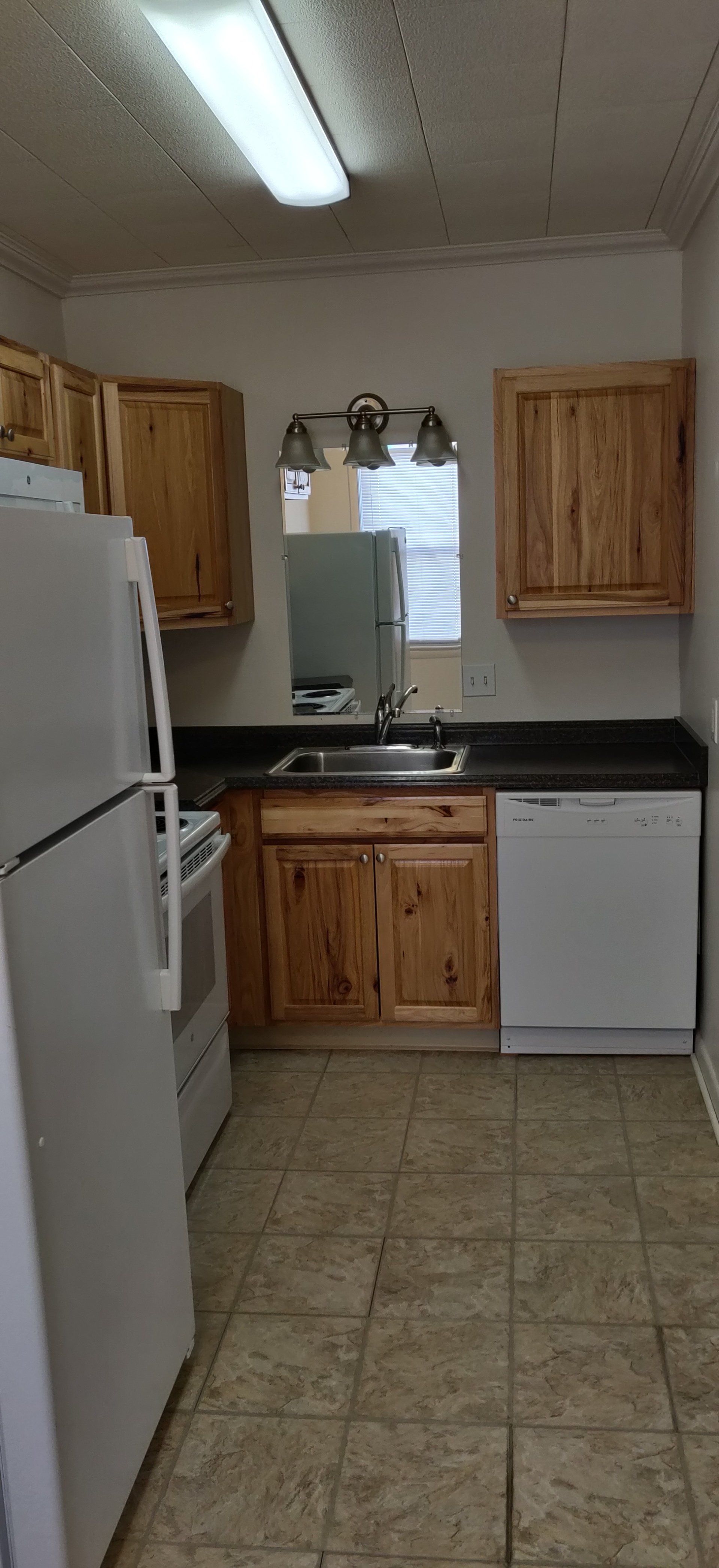 239 E Main-St Shiremanstown Apt A Kitchen Photo #3