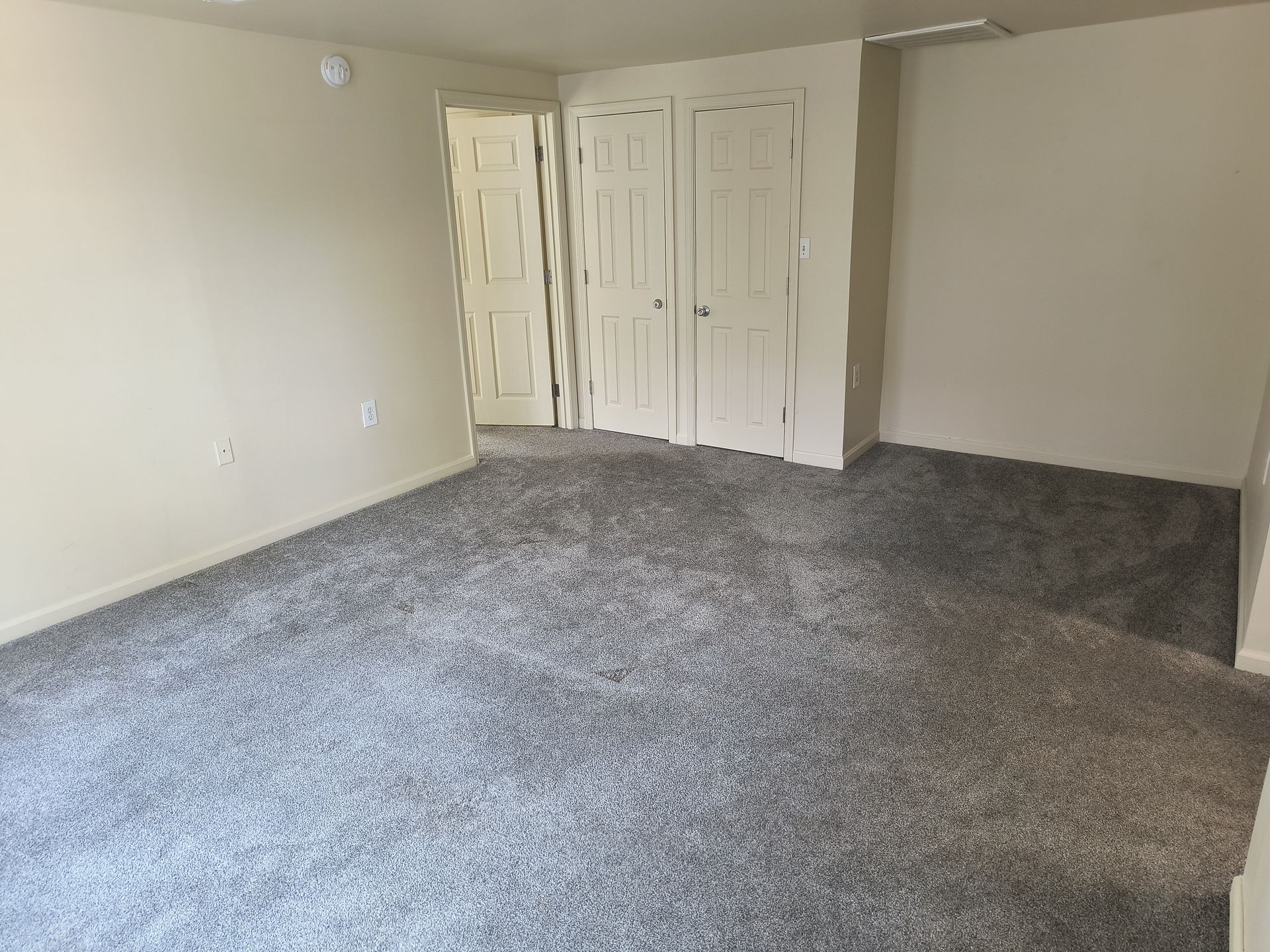 243 E Main-St Shiremanstown Living Room Photo #1