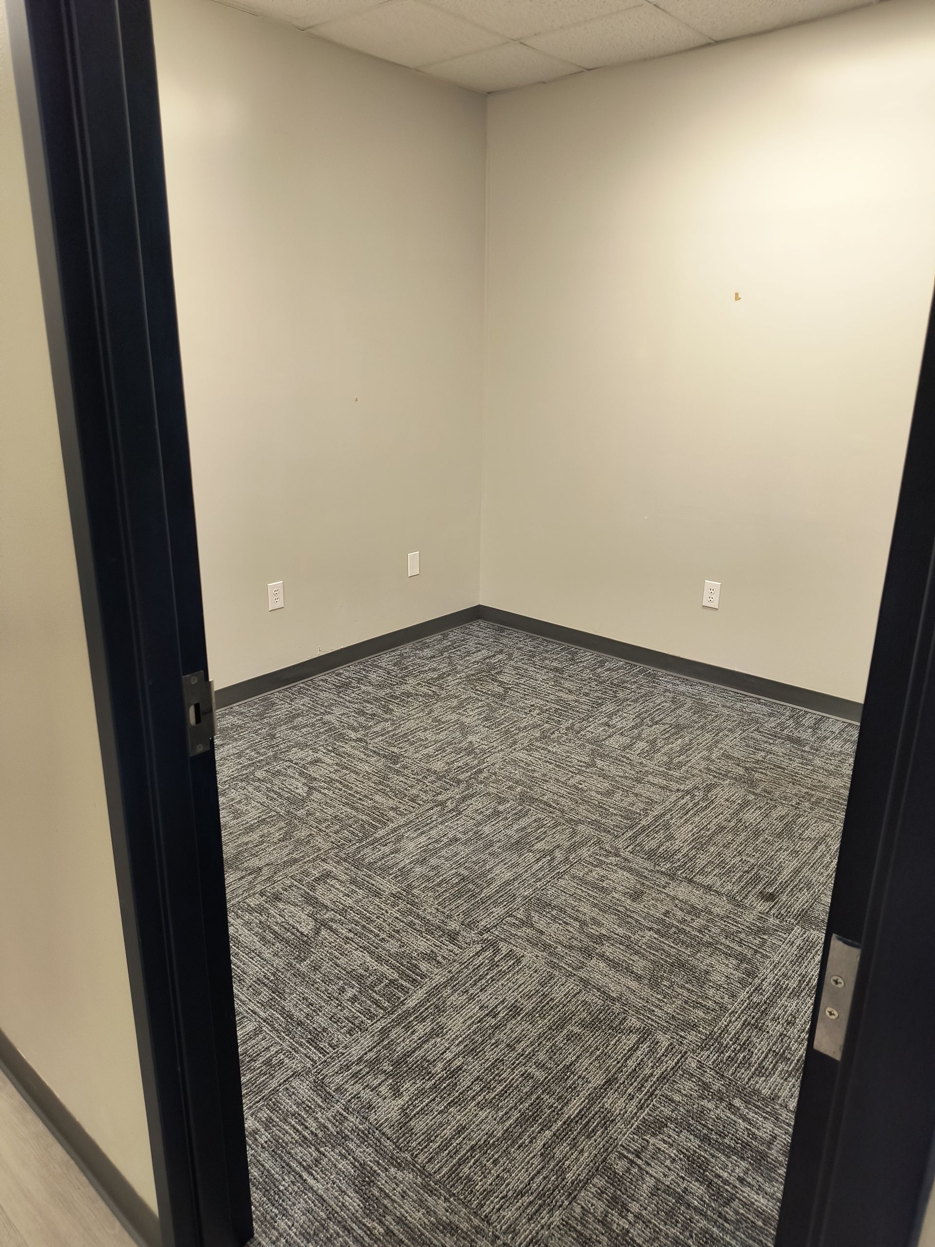 381 S. Front St. Steelton - Office Rooms Photo 4