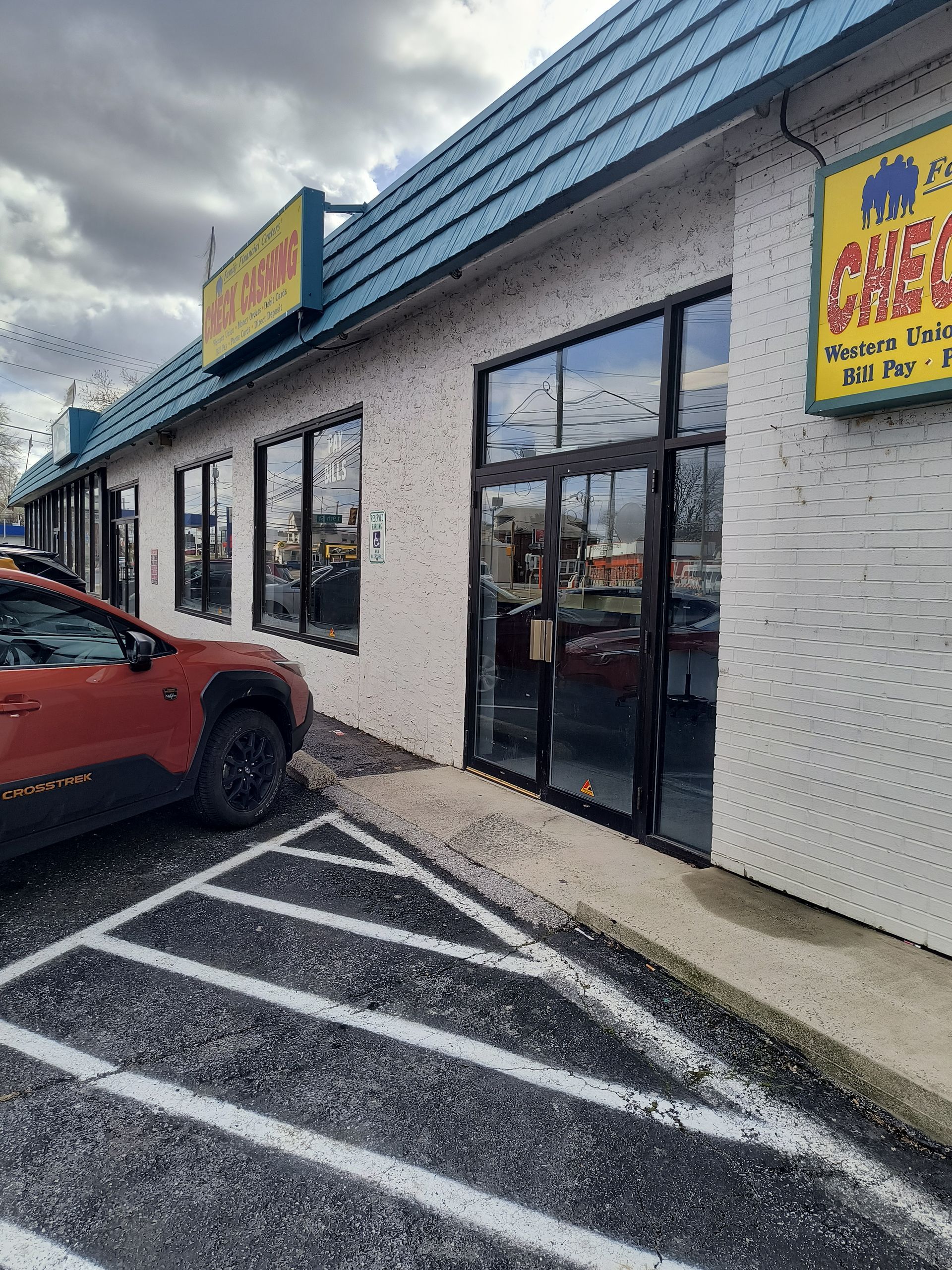 Multi-Use Commercial Unit for Lease in Harrisburg, PA