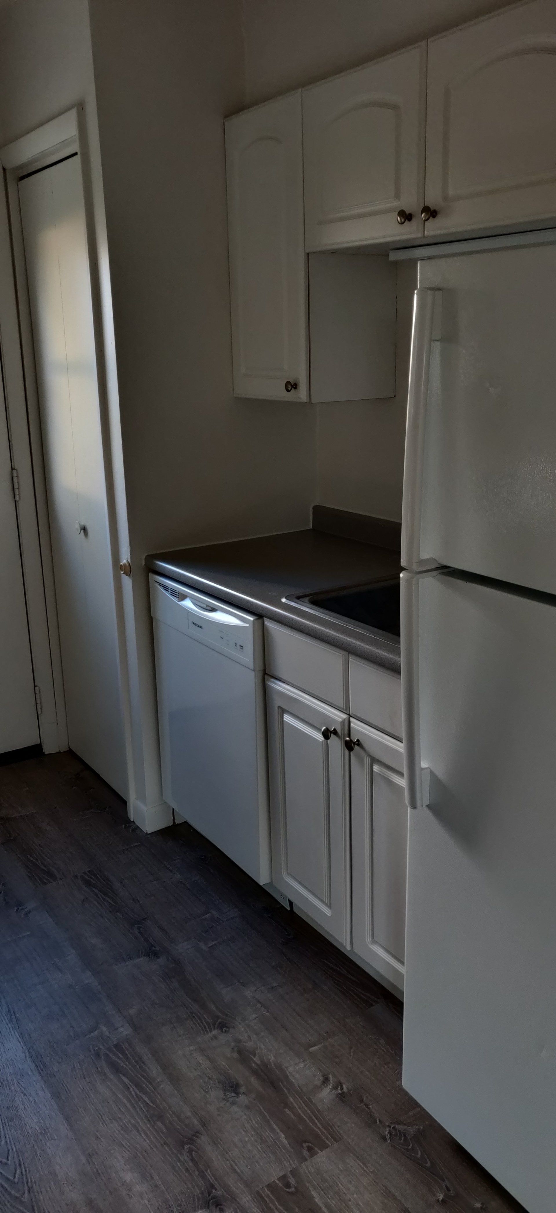 303 Fulton St. Townhouse Kitchen Photo #3