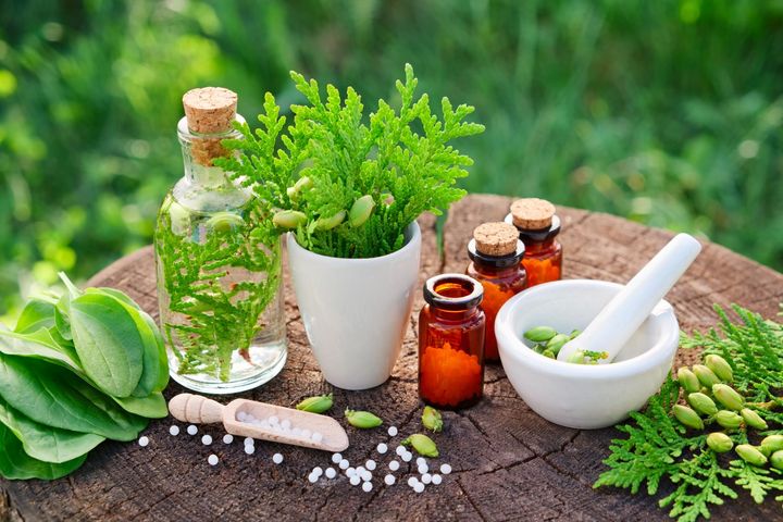 erbe e prodotti naturali per medicinali omeopatici