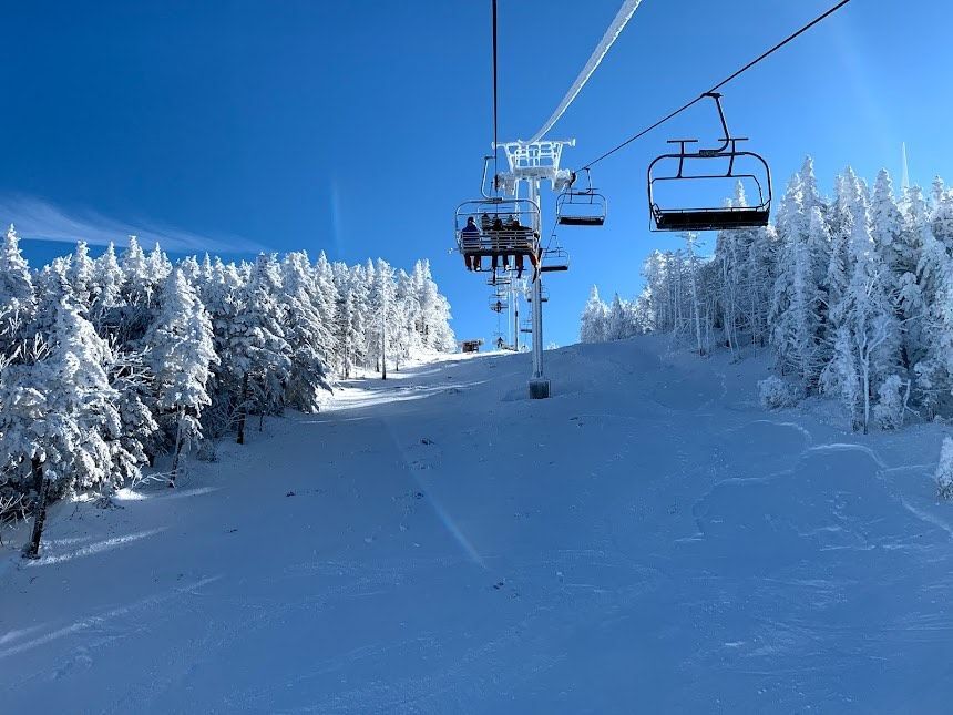 ski lift in a mountain