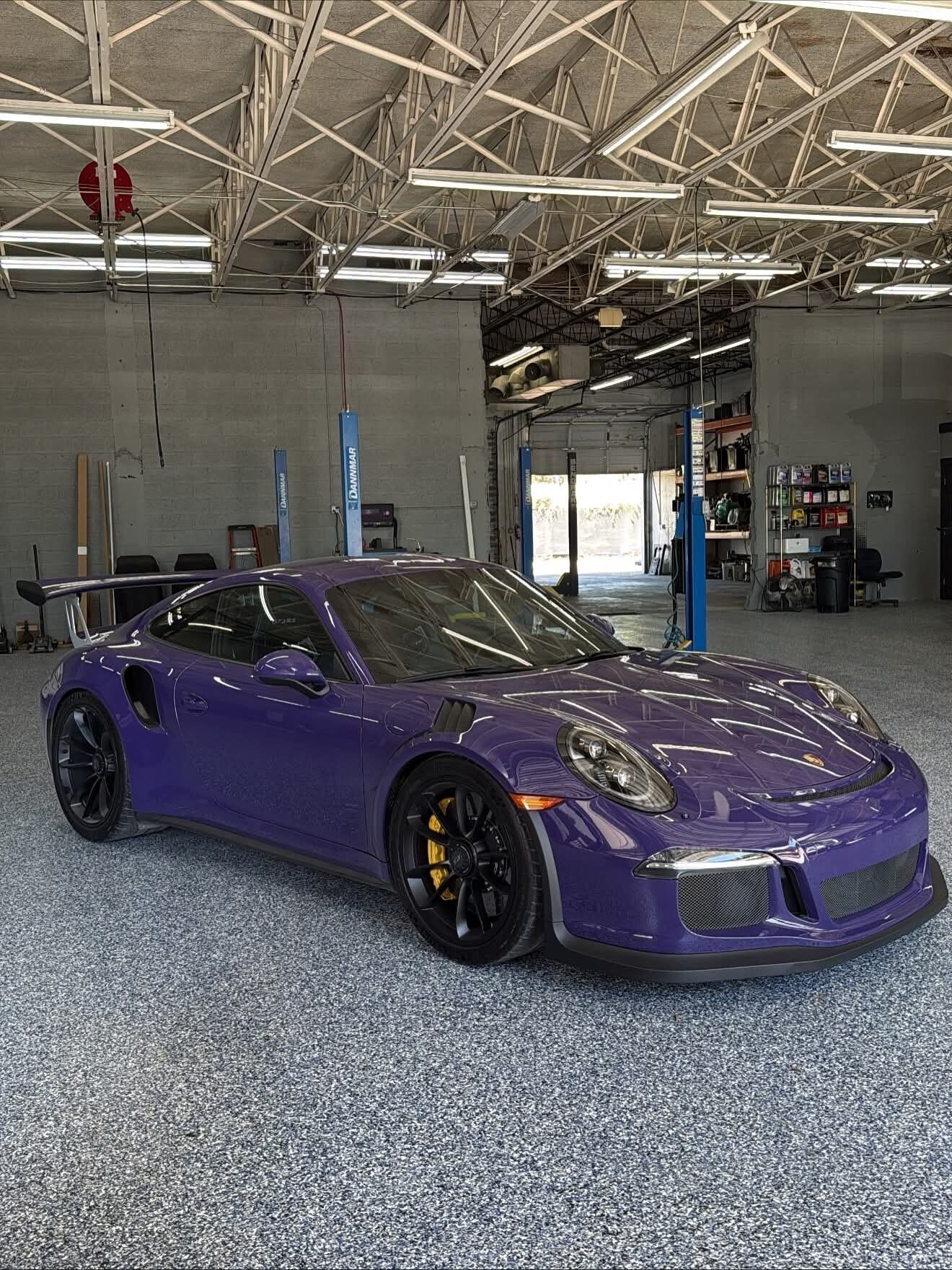 Auto Repair Shop Gallery Image | Temis Motorsports