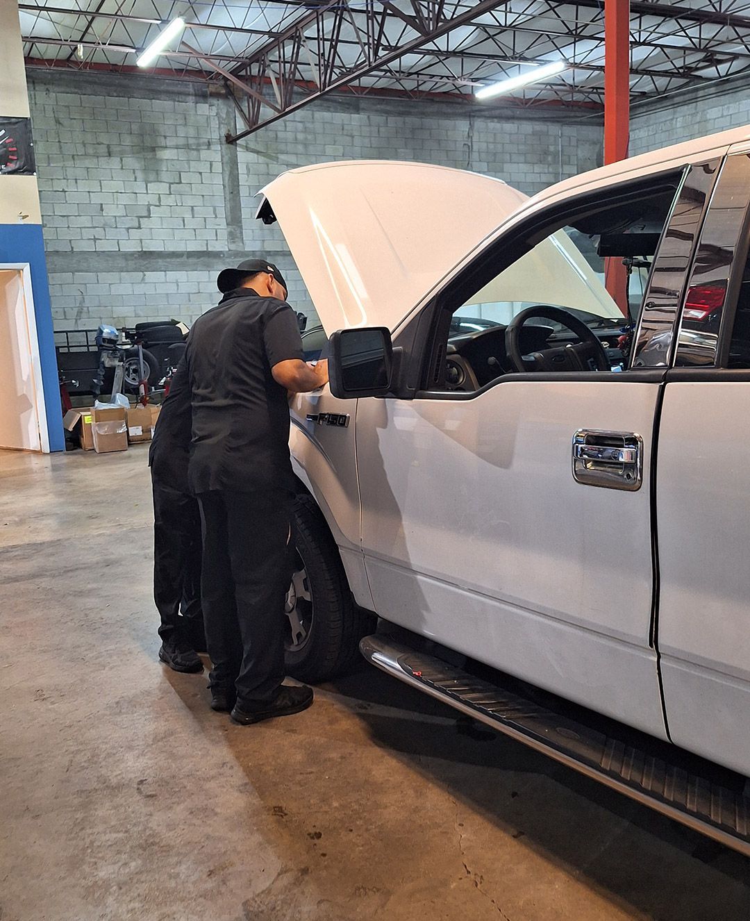 Auto Repair Shop Gallery Image | Temis Motorsports