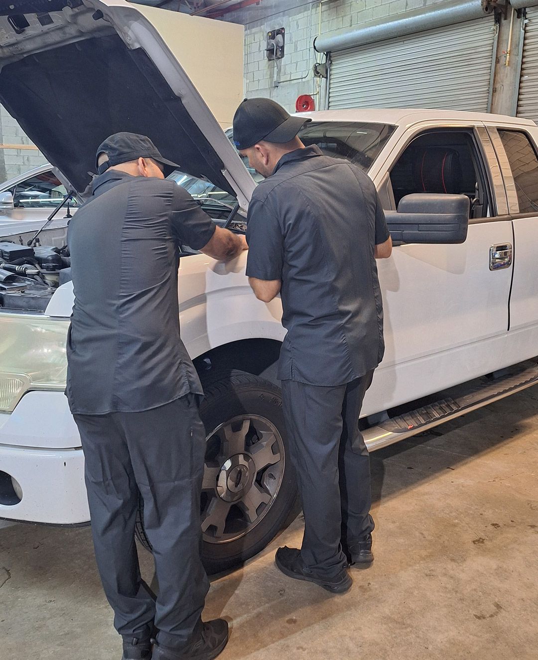 Auto Repair Shop Gallery Image | Temis Motorsports