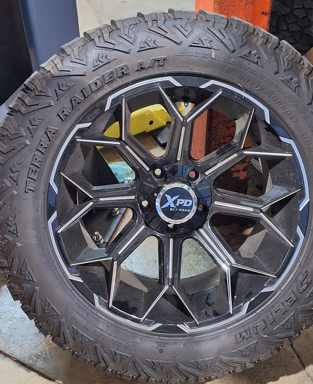 Auto Repair Shop Gallery Image | Temis Motorsports