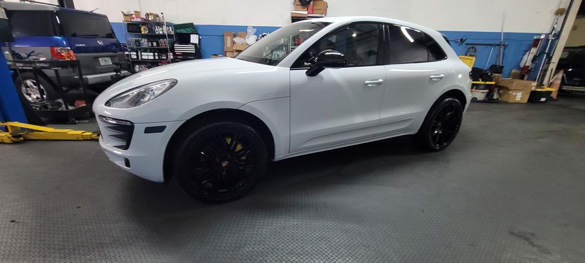 Auto Repair Shop Gallery Image | Temis Motorsports