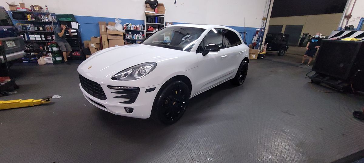 Auto Repair Shop Gallery Image | Temis Motorsports