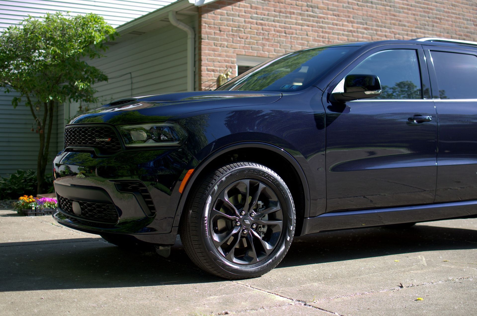 Glossy black Dodge Durango, freshly detailed and show-ready, in the Keystone Detail lot in Waterford & Erie, PA