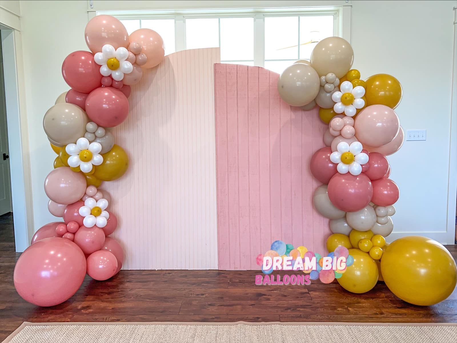 Balloon Decor Pricing | Dream Big Balloons in Waco, Texas