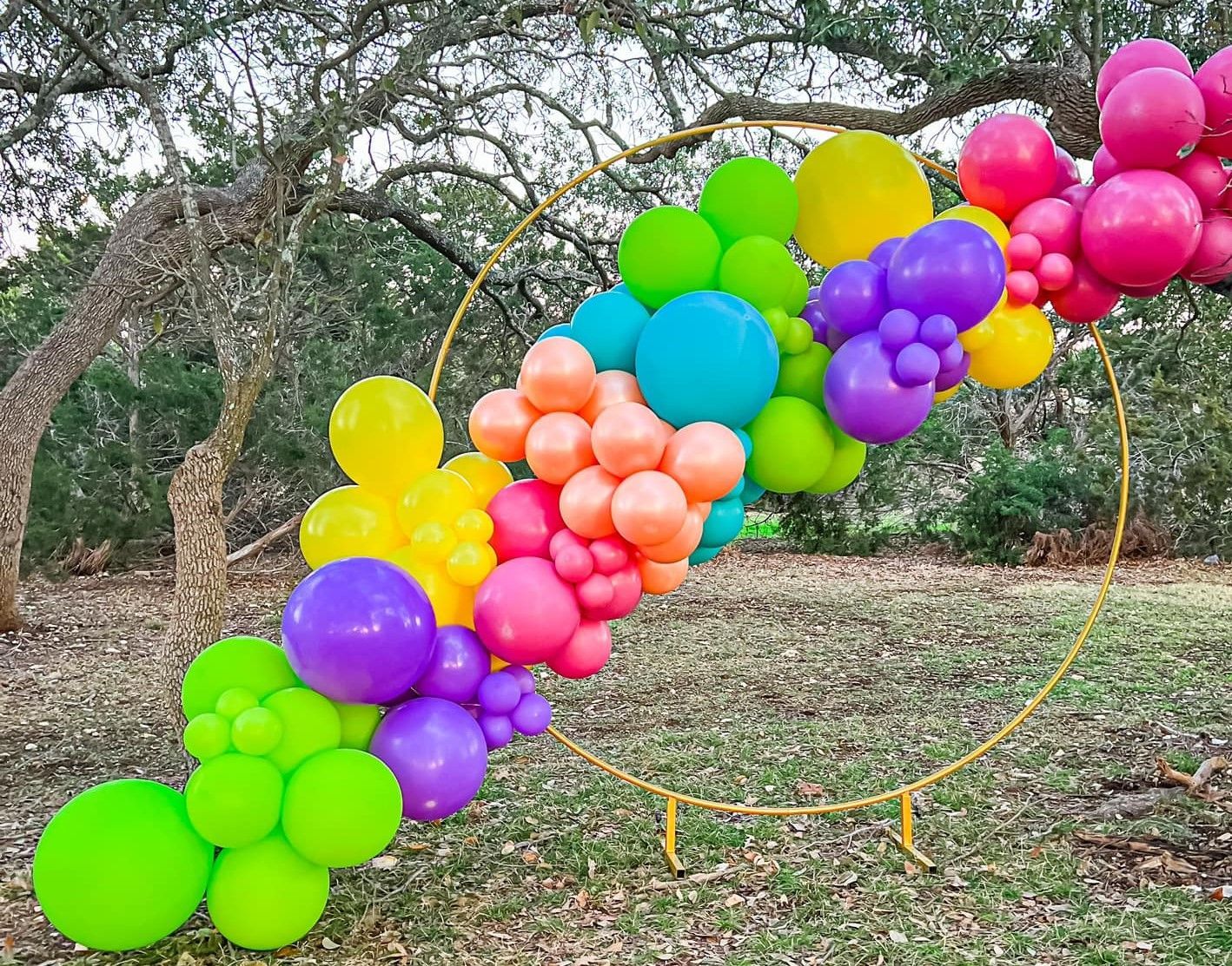 Birthday party balloon circle frame hoop