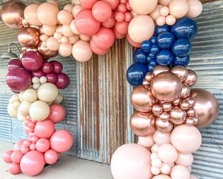 30 feet of wedding balloon garland