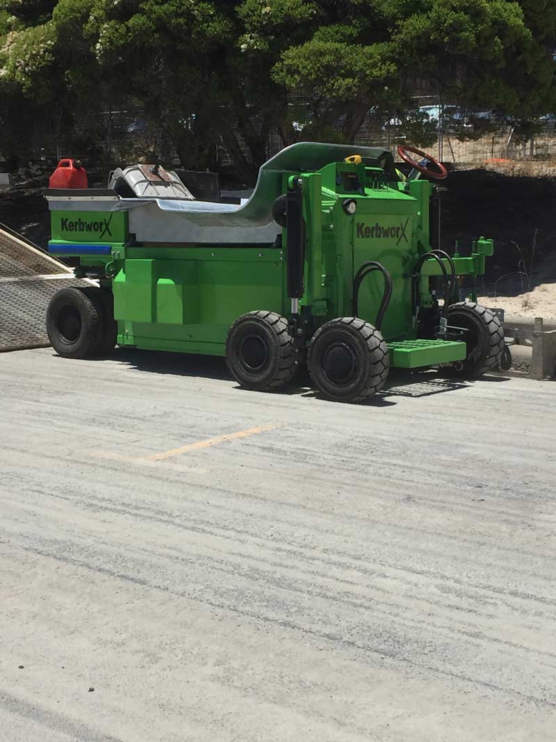 Green kerb maker | Perth, WA | Kerb Doctor