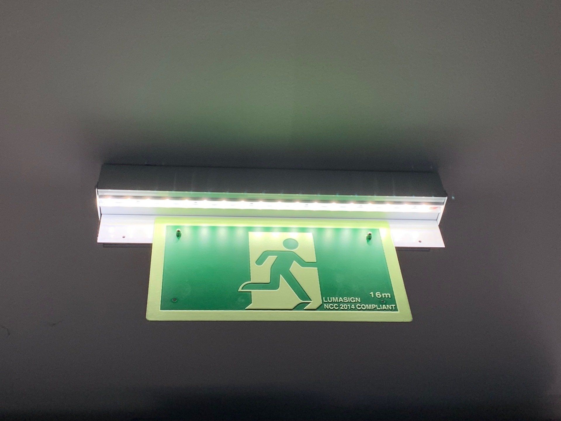 lumaexit-pl-exit-signs