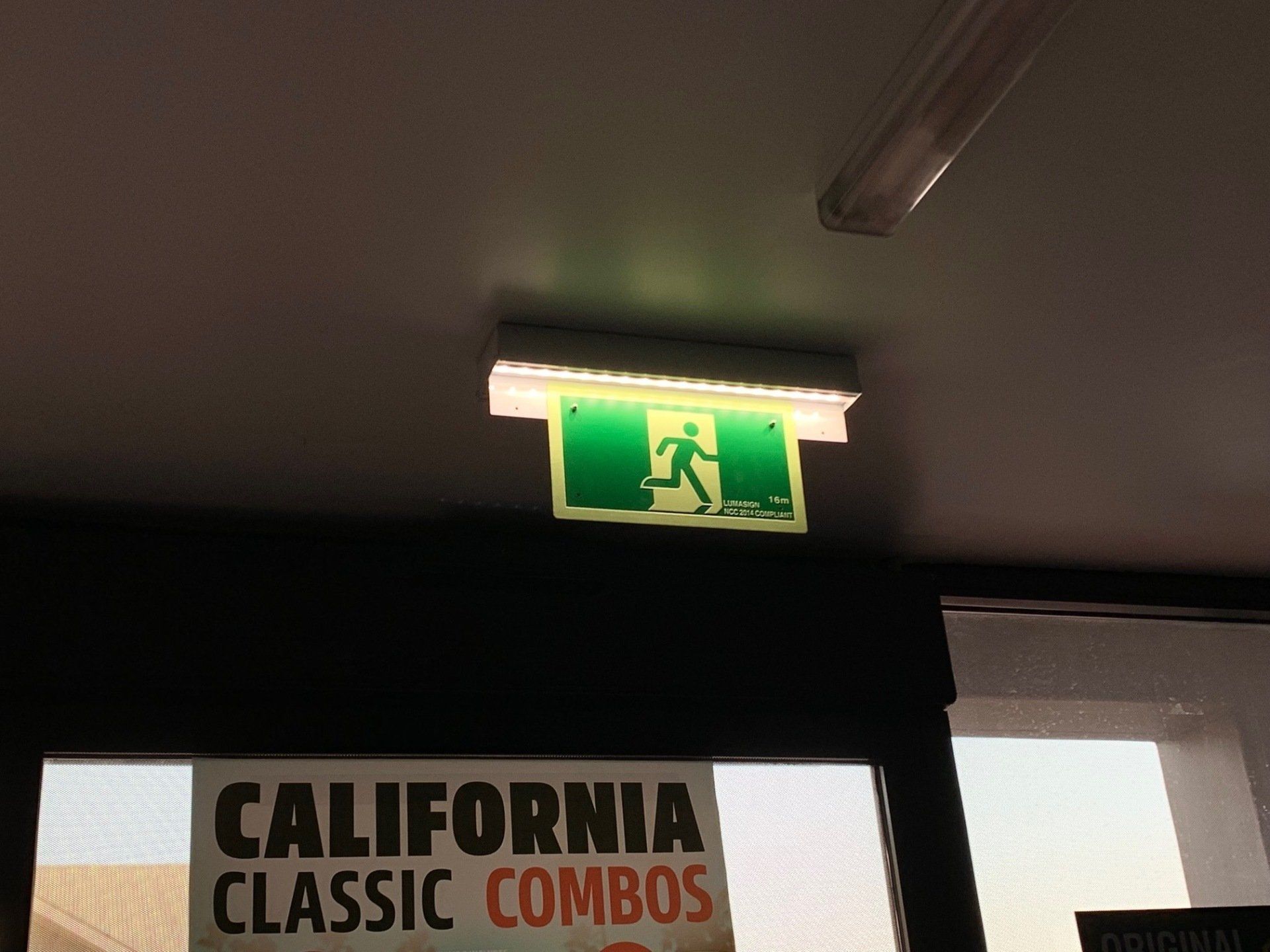 photoluminescent-exit-signs-ul-924-listed-exit-signs