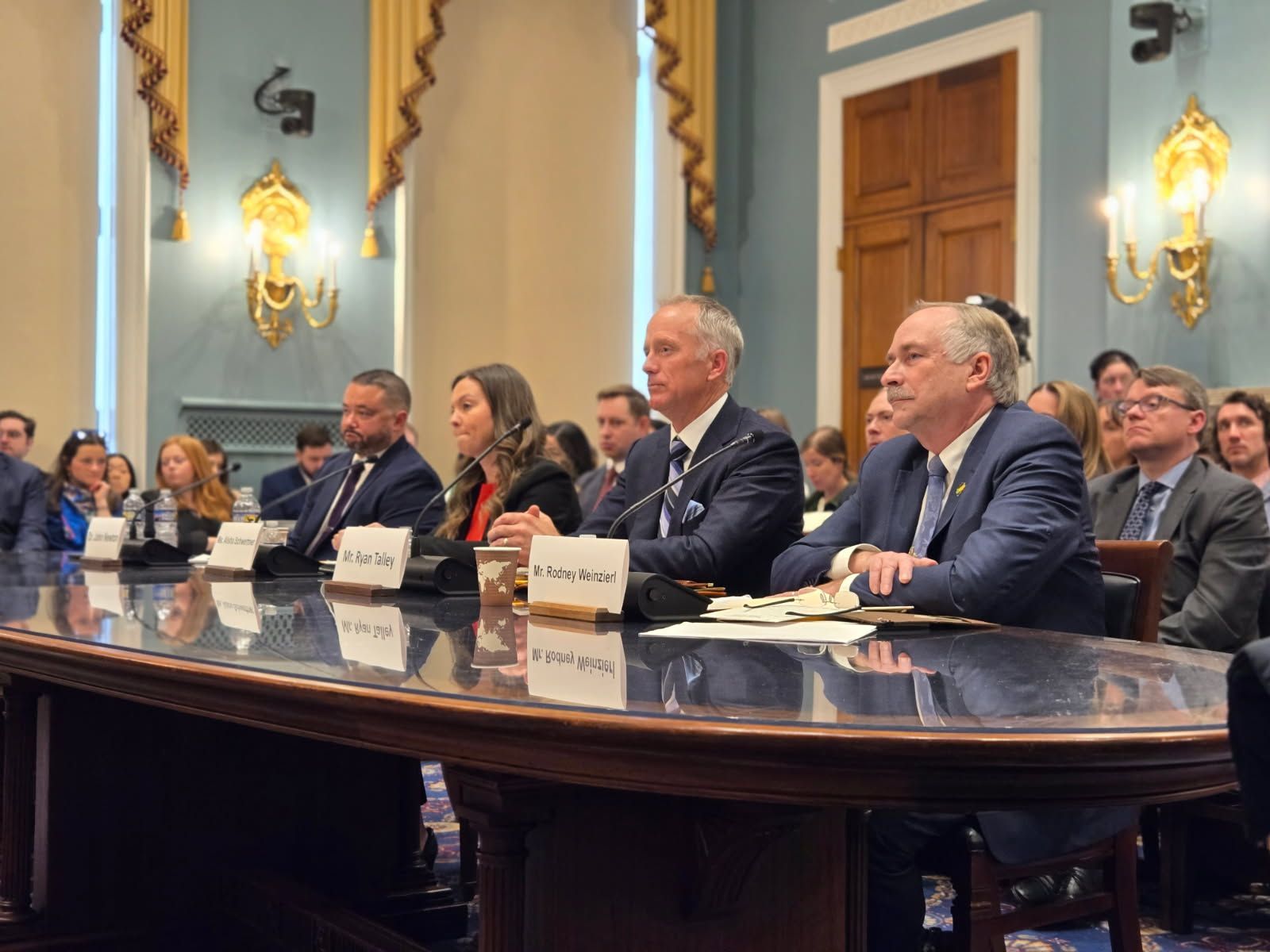 Rod in DC Testifying