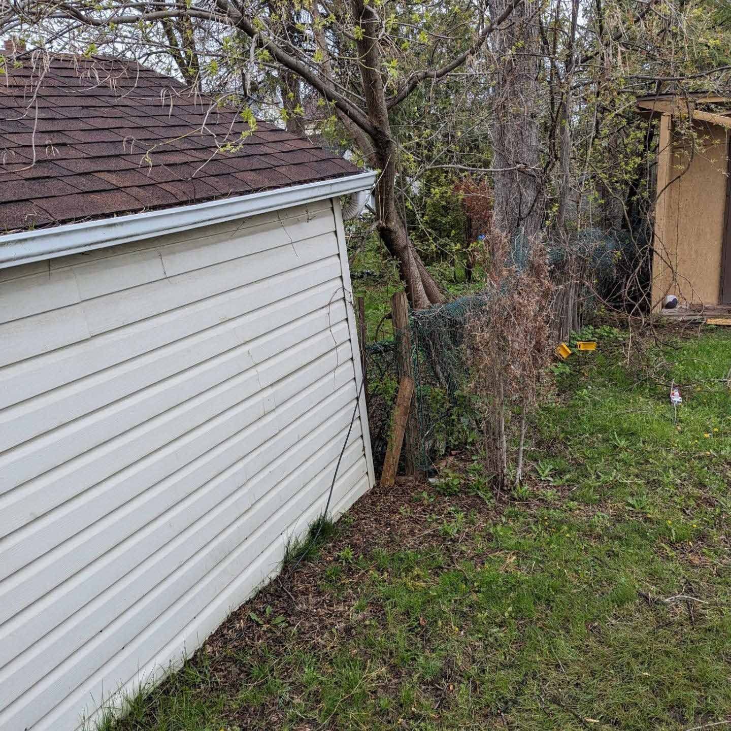 White Siding — Oshawa, ON — Fire Beard Contracting