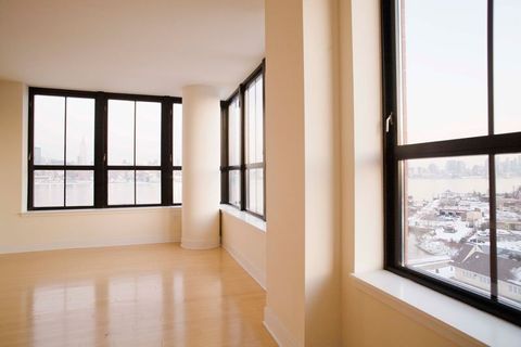 Window Sales — Vacant Room Window in Byron Center, MI