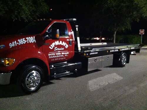 Upman Towing Truck- Roadside assistance in Sarasota, FL