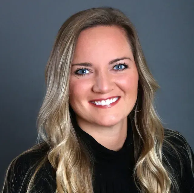 corrie lawson headshot