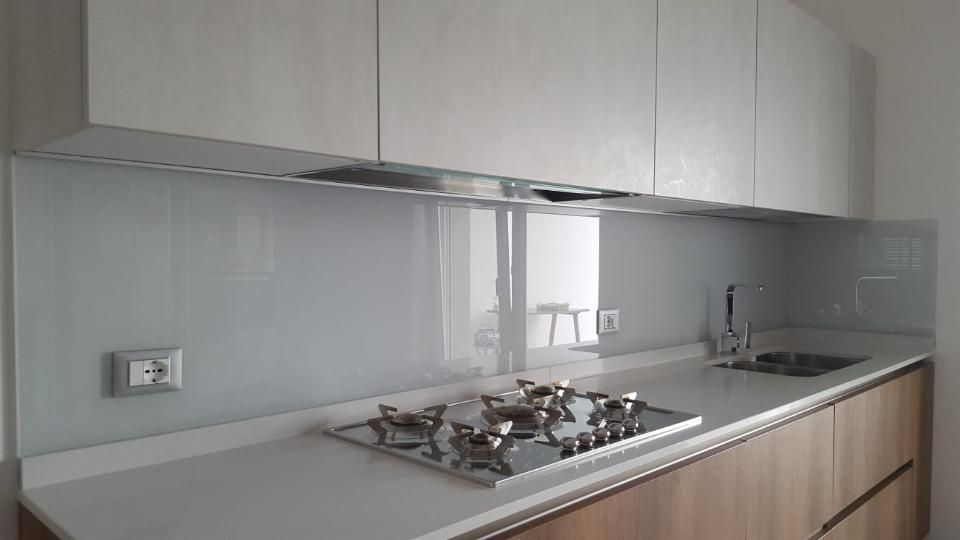 spalle in vetro per cucine