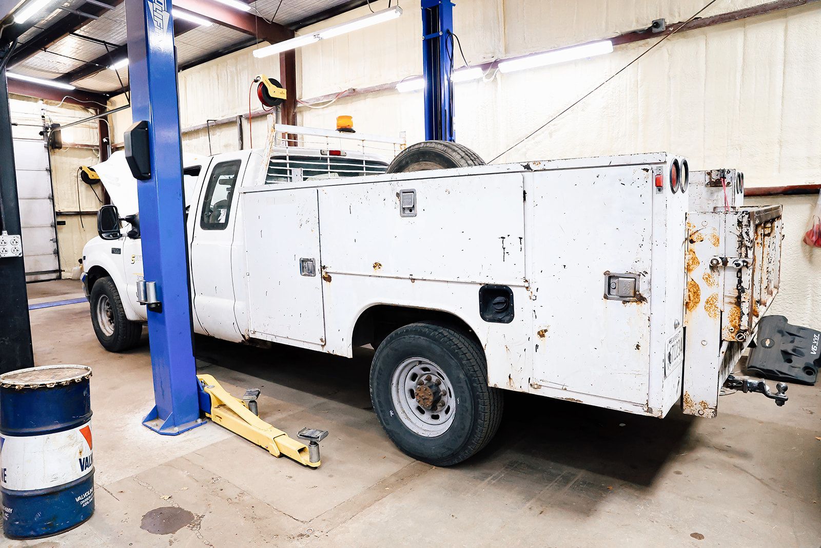 Utility Truck | L&M Auto Repair