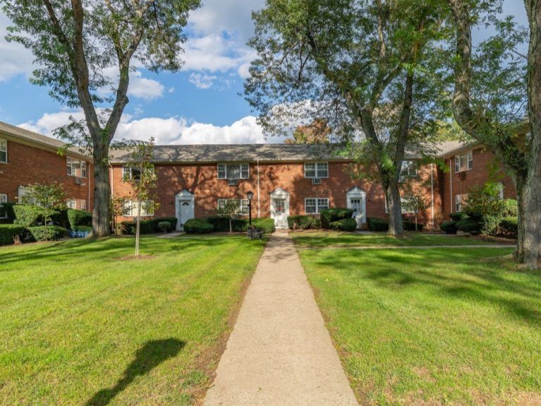 Atrium Apartments LP