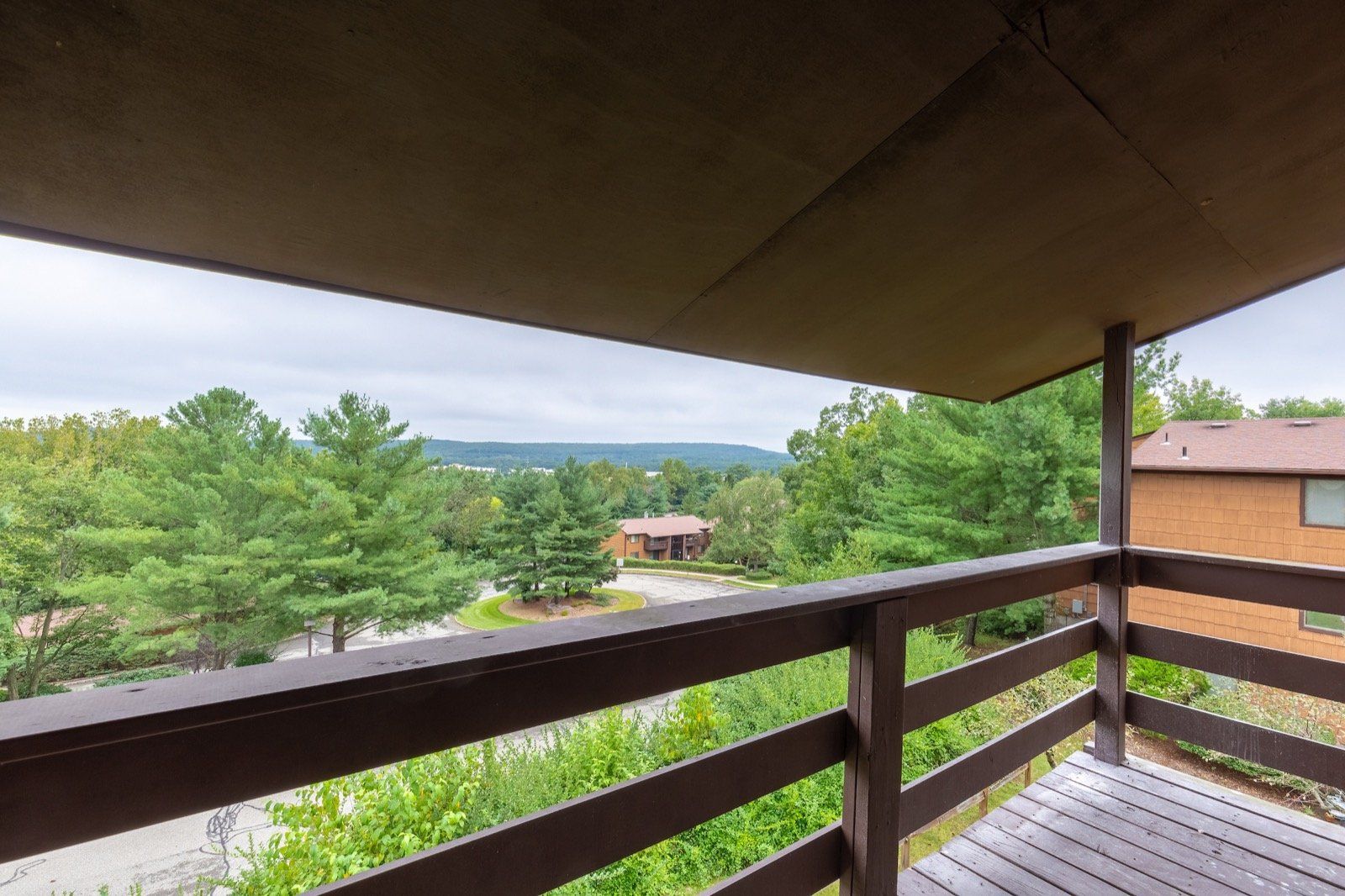 Rustic Ridge Apartments in Rockaway, NJ Apartments in Dover, NJ