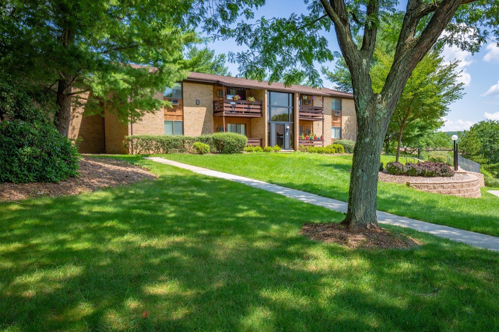 Rustic ridge apartments