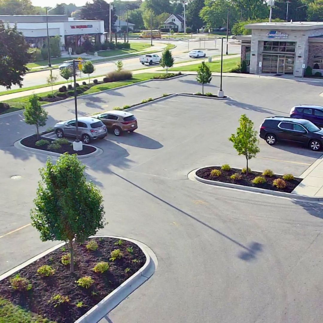 commercial landscaper oshkosh wi