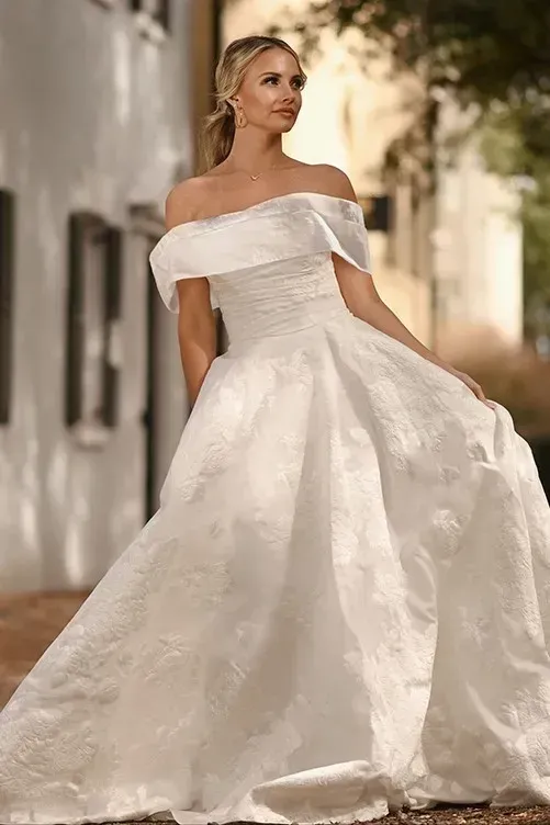 Archive Bridal | Couture Wedding Dresses | California Luxury Archive Bridal | Couture Wedding Dresses | California Luxury