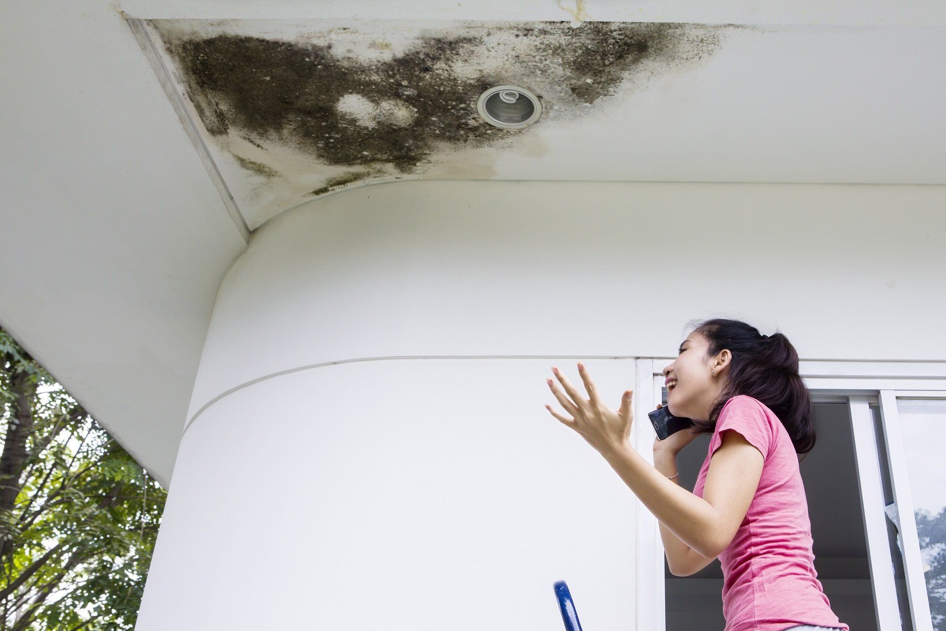how to make a successful water leak insurance claim