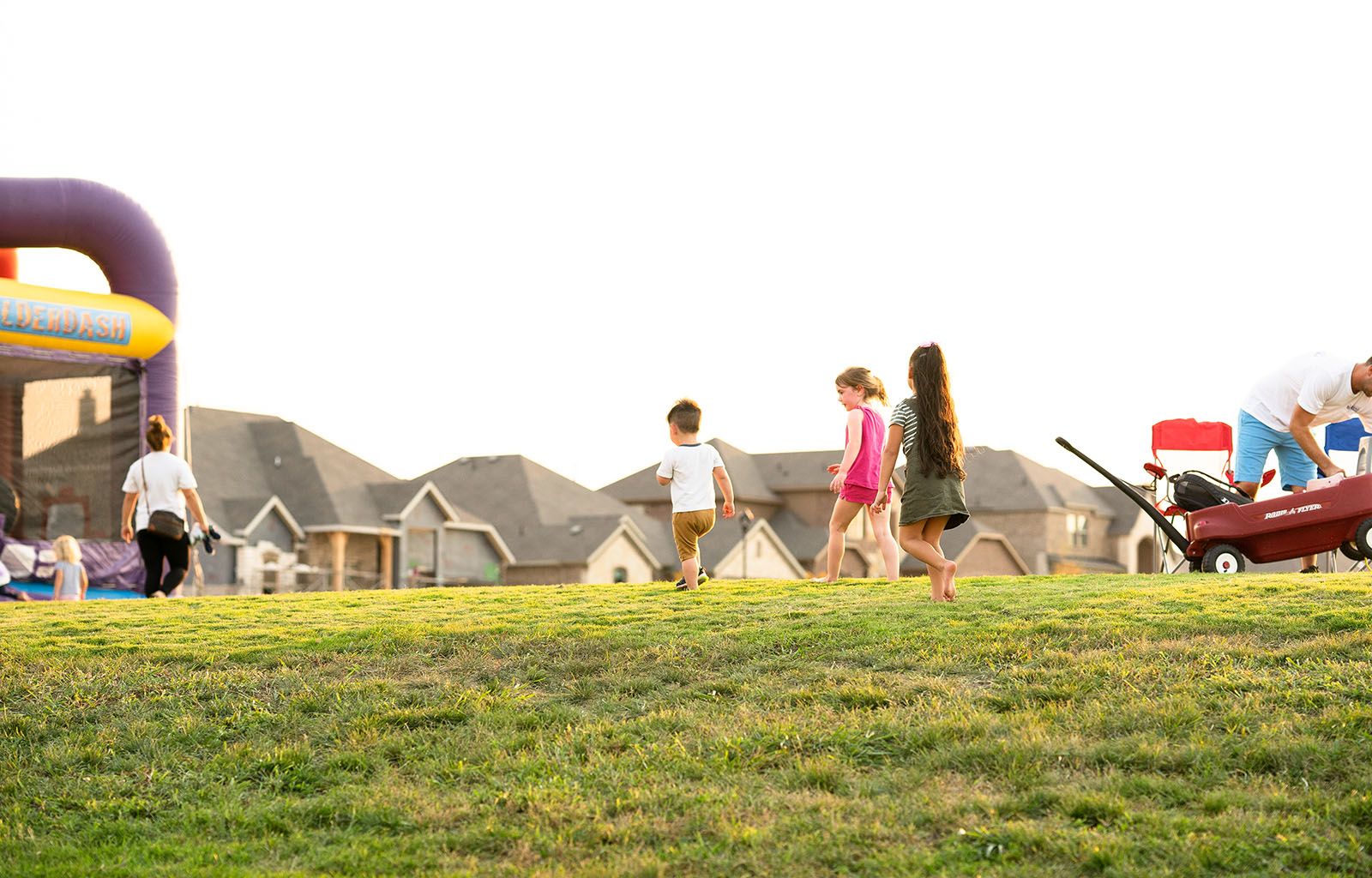 Kids Walking Outside | Morningstar Homes