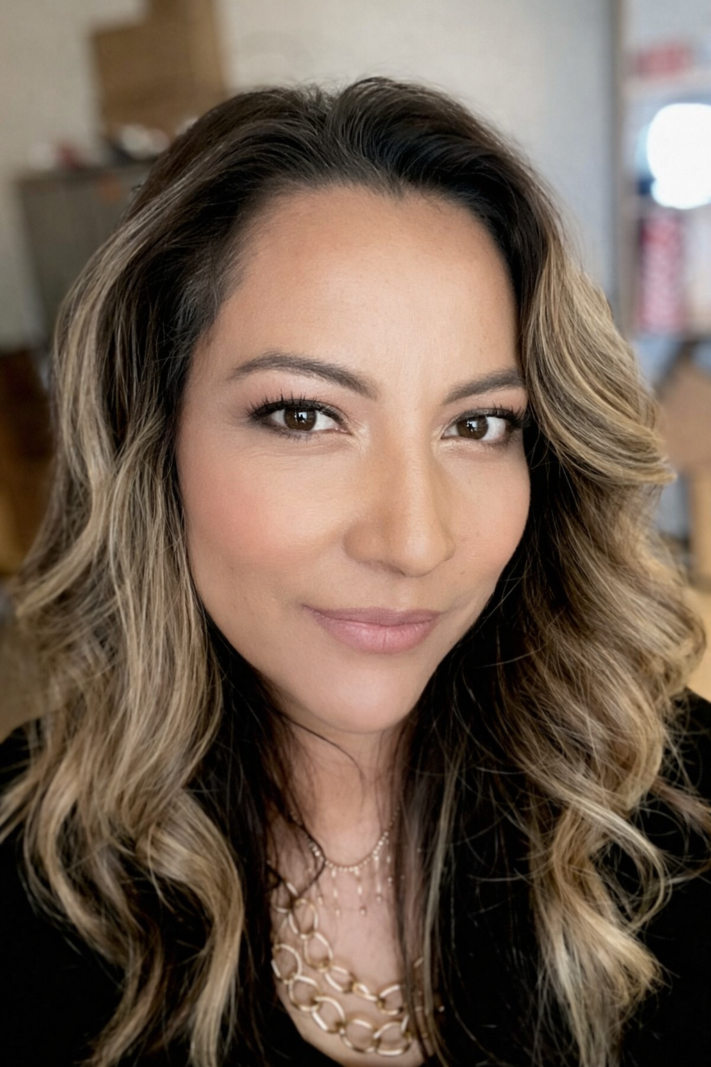 Anelle – Master Barber & Cosmetologist