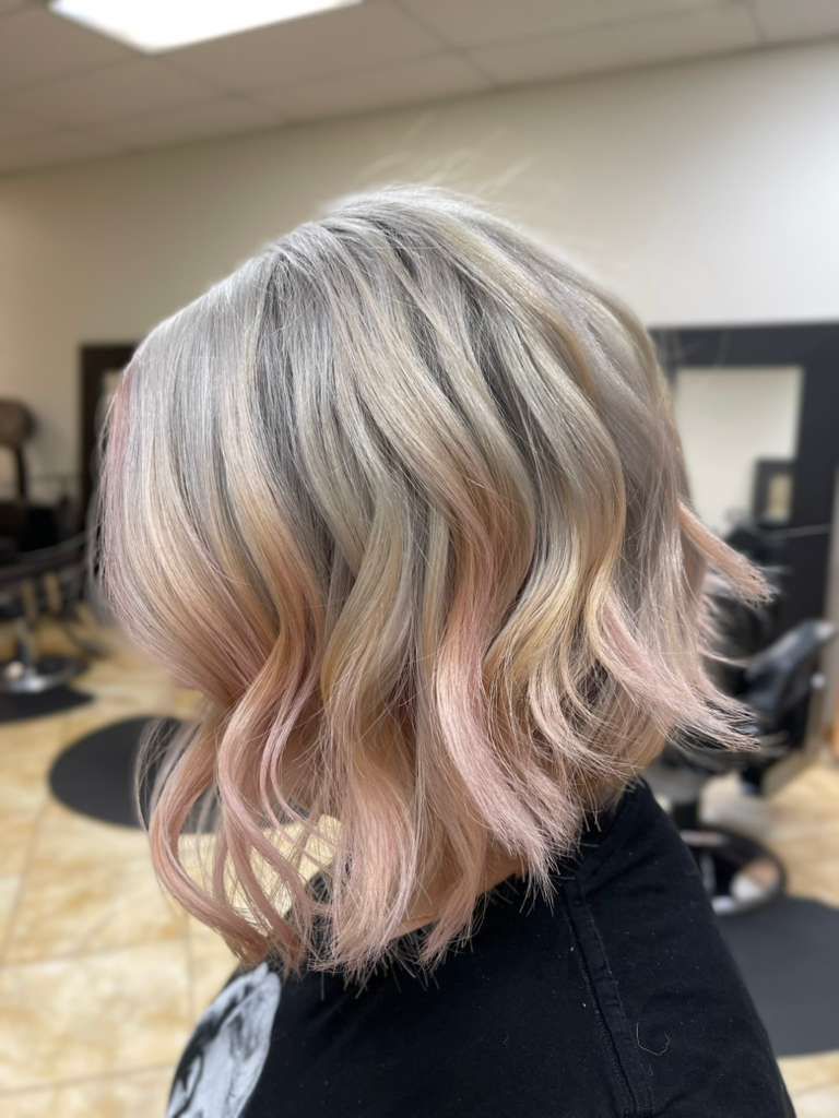 Women’s hairstyle transformation by Anelle