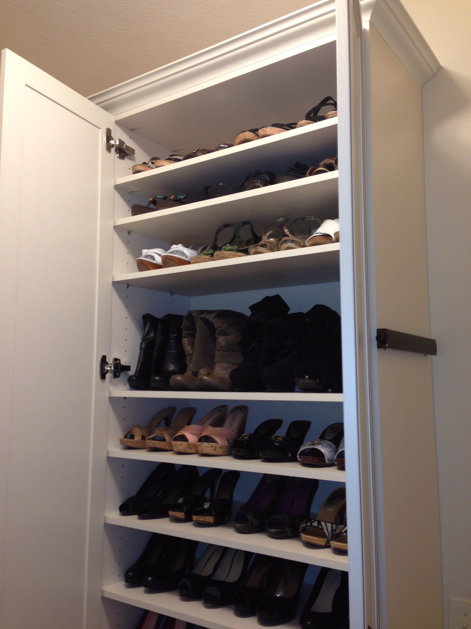 Custom Closet Shelving System