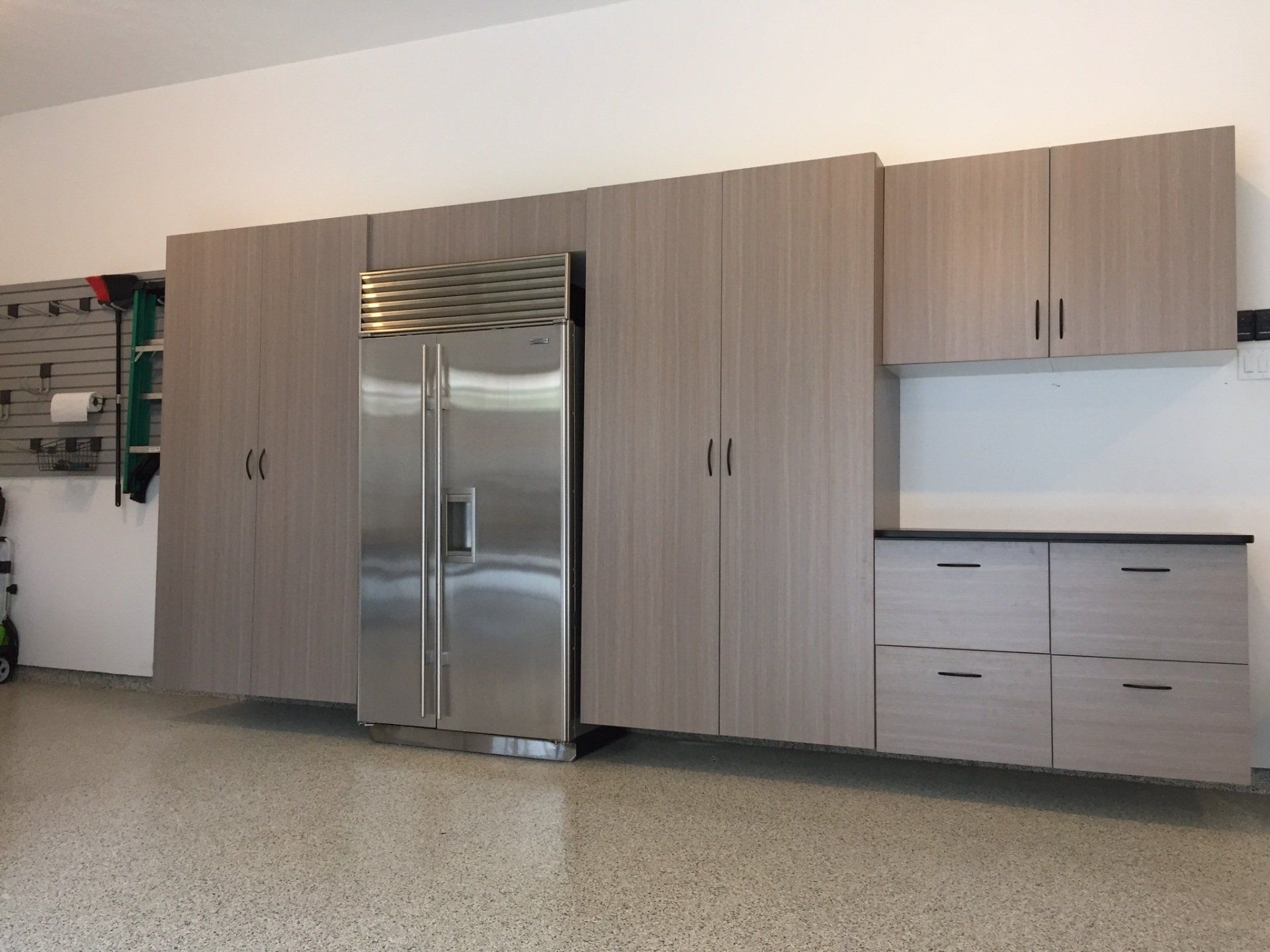 Custom Garage Cabinet System