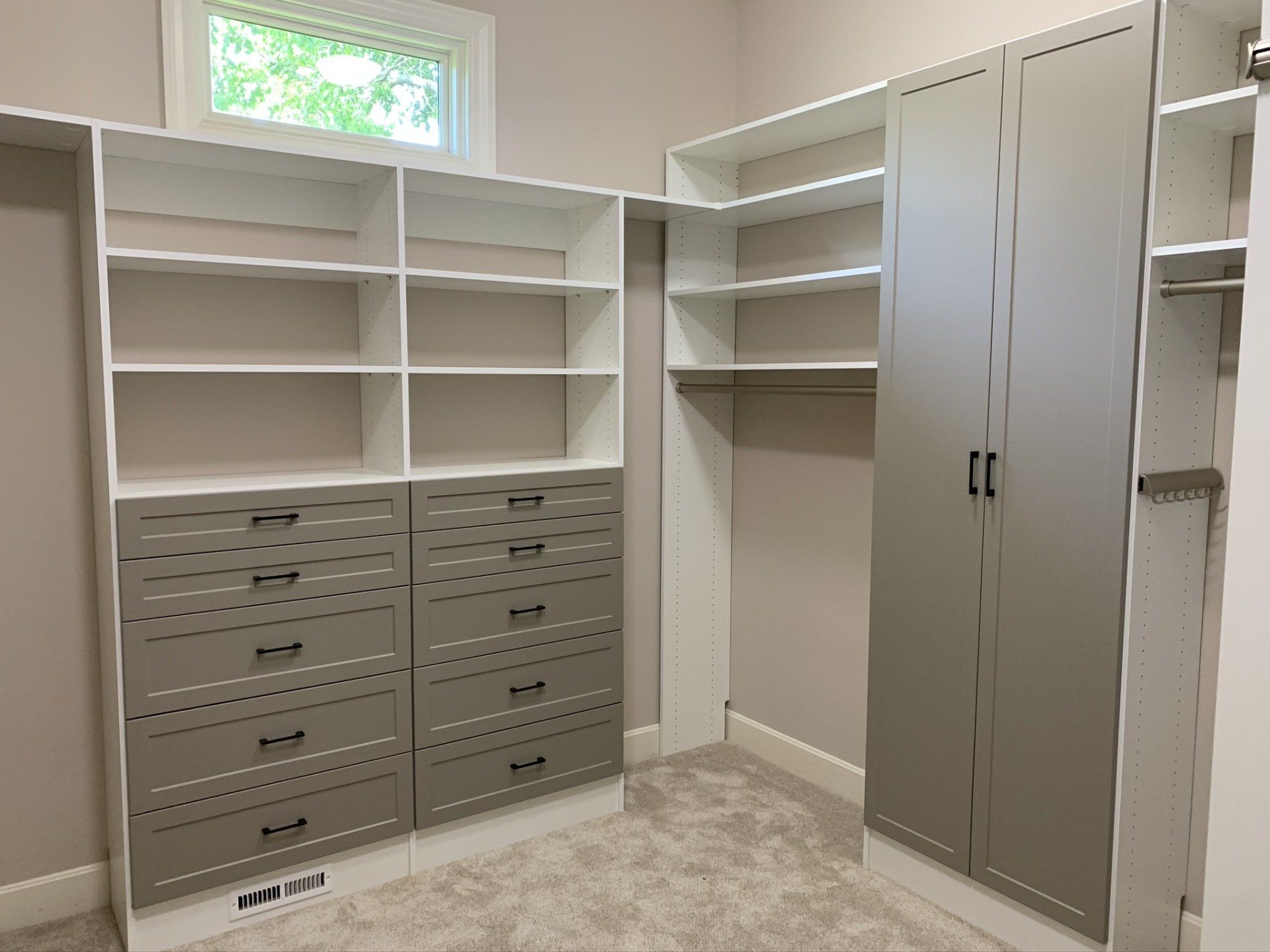 Custom Walk In Closet System